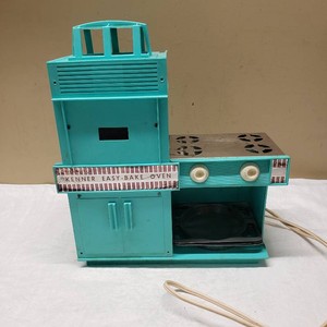 Kenner Easy-Bake Oven Vintage Toy Set with Pans and Accessories