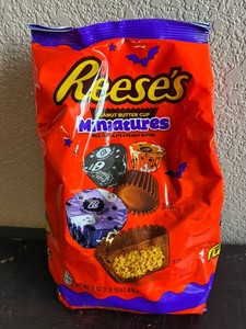 Reeses Miniatures Cups