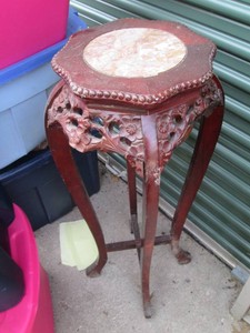 Carved wood pedestal style plant st...