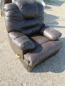 Chocolate brown pleather recliner...