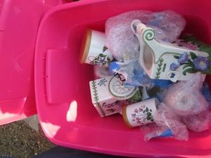 Covered Tote containing a variety o...