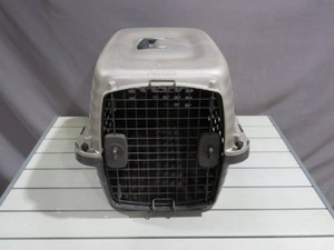 24 Navigator Pet Taxi