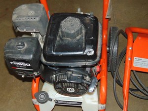 Husqvarna 3200 PSI Gas Powered Pressure Washer PW3200