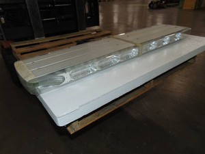 Whelen IX8BRBR is a specific 48-inch LED emergency warning lightbar Liberty II series, featuring red and blue lighting.