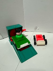 1970 Fisher Price Garage Care Lift with Cars and People