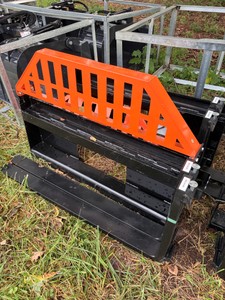 SKID STEER PALLET FORK