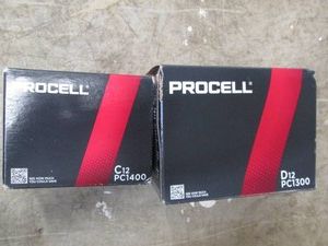 12 C and 12 D batteries