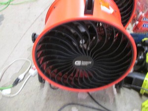 Commercial Electric 16 Inch 3 speed high velocity turbo fan