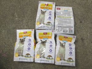 5 3.15 Pound bags of Gourmet Medley cat food