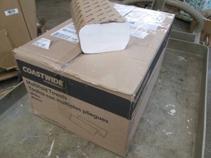 16 Packs of white multifold towels