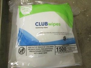 1500 Club sanitizing wet wipes in a zip top bag