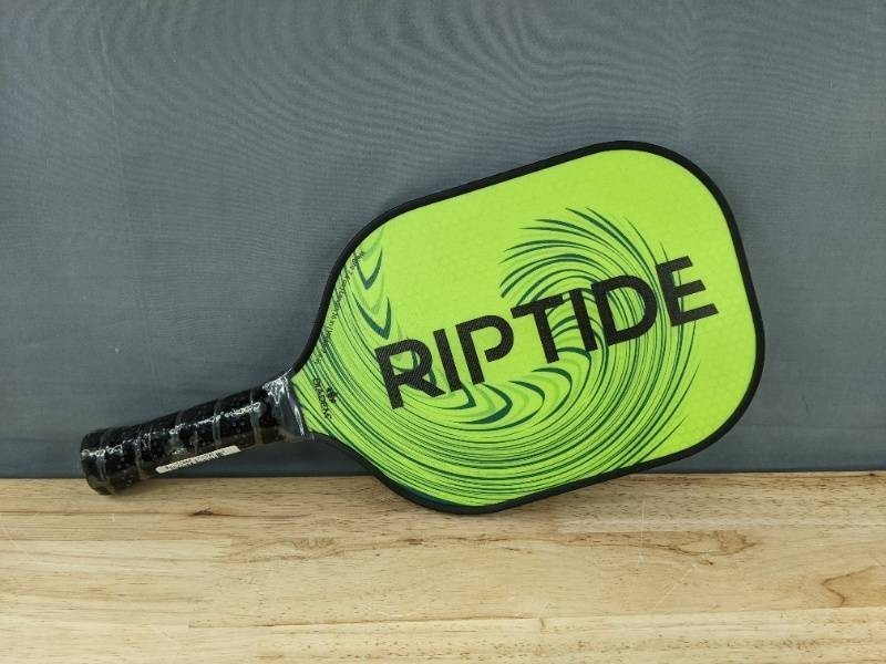 Diadem Sports Riptide Pickleball Paddle Green, 7.6 oz Retail $43.00 - Brand New Q