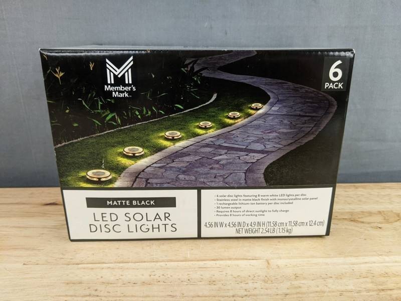6 Members Mark LED Solar Disc Lights - New Q
