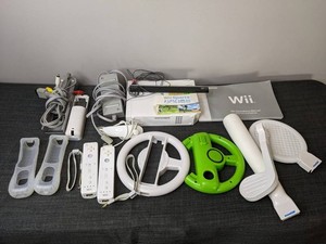 Nintendo Wii Console Bundle With Wii Sports, Controllers & Accessories