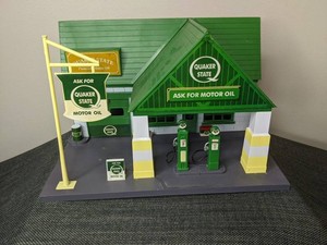 Quaker State Train Set Gas Station