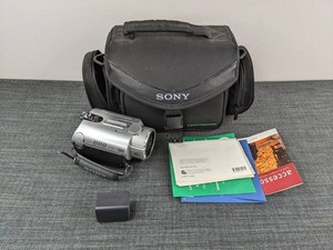 Sony DCR-SR200 HDD Handycam Camcorder With Bag, Battery & Manuals