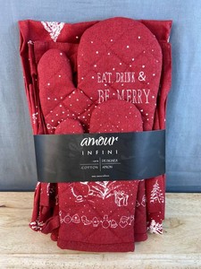 Matching Adult and Child Amour Infini Christmas Apron and Oven Mitt Set, Red and White - Brand New Q