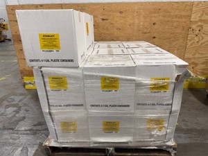Stanley siding and decking wash (27boxes ) (Four 1-Gallon Bottles Per Box)