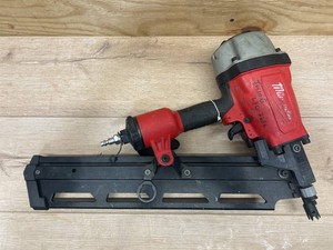 $525 Pneumatic 3-12 in. 21 Degree Full Round Head Framing Nailer $525