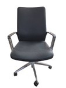 9 to 5 Seating Mila Executive Leather Office Chair Retail $976