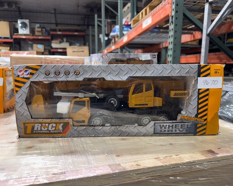 FUTURE Remote Control Crane Toy Truck (C285) 