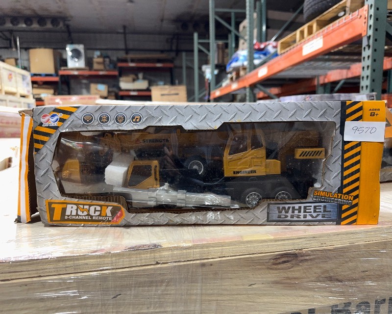 FUTURE Remote Control Crane Toy Truck (C285) 