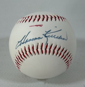 Harmon Killebrew autographed baseball with JSA authentication, Minnesota Twins