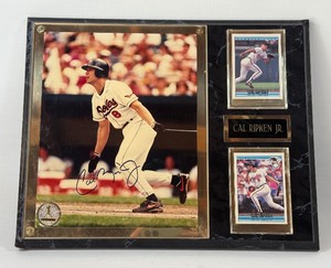 Cal Ripken Autographed Photo w Field of Dreams Authentication In Plaque w Baseball Cards