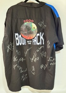 Minnesota Timberwolves 2000 Team 15x Autographed Bowling Shirt Size 2XL - Kevin Garnett, Chauncey Billups, Sam Mitchell, Anthony Peeler, LaPhonson Ellis, Rasho Nesterovich, and More