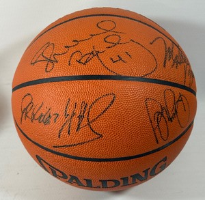 Minnesota Timberwolves 1992-1993 Team Signed Spalding NBA Stern Official Basketball
