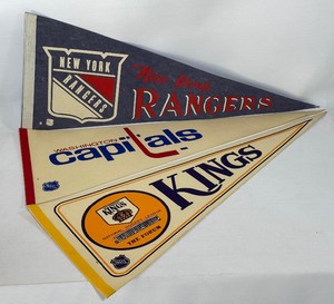 (3) Vintage Hockey Pennats - Los Angeles Kings, New York Rangers, Washington Capitals