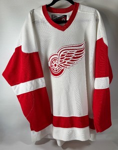 Detroit Red Wings Pro Player NHL Hockey Jersey Size XL
