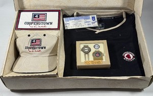 Paul Molitor Cooperstown Collection Golf Package - Size Large Jackst, Hat, Golf Accessory Set, Tickets - Minnesota Twins Baseball