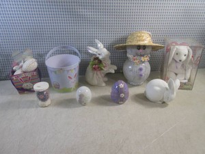 (A-1) Assorted Rabbit, Egg, Easter Figures Decor