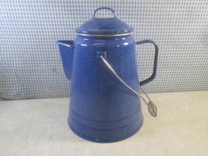 (CS) Large Enamelware Pot 13 Tall