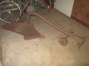 (U-A) Antique Single Blade Plow