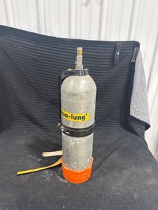 Vintage Aqua-Lung Diving Tank