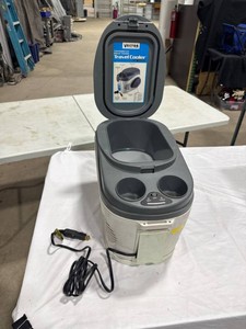Vector Travel Cooler