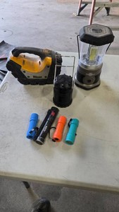Assorted Portable Lighting Lot