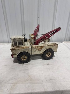 Vintage Tonka Tow Truck