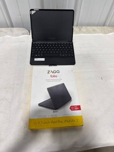 ZAGG Folio iPad Keyboard Case