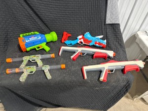 Assorted Toy Blasters & Bubble Guns