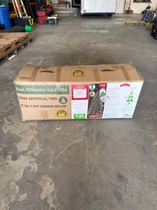 7.5ft Pre-Lit Artificial Tree