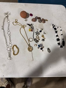 Assorted Jewelry & Stones Lot