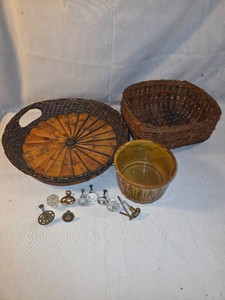 2 Baskets,9 Knobs, and Ceramic planter
