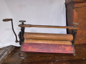 Antique hand crank wringer press