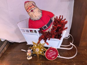 Vintage Christmas decor lot- six pieces