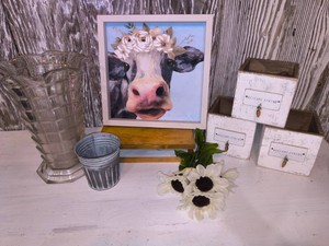 8 piece decor lot-spring themed