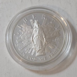 1789-1989S Silver One Dollar Round - US Proof commemorating the Bicentennial of Congress. (1 Oz. Round 90% silver)
