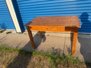 Solid Oak table w drawer